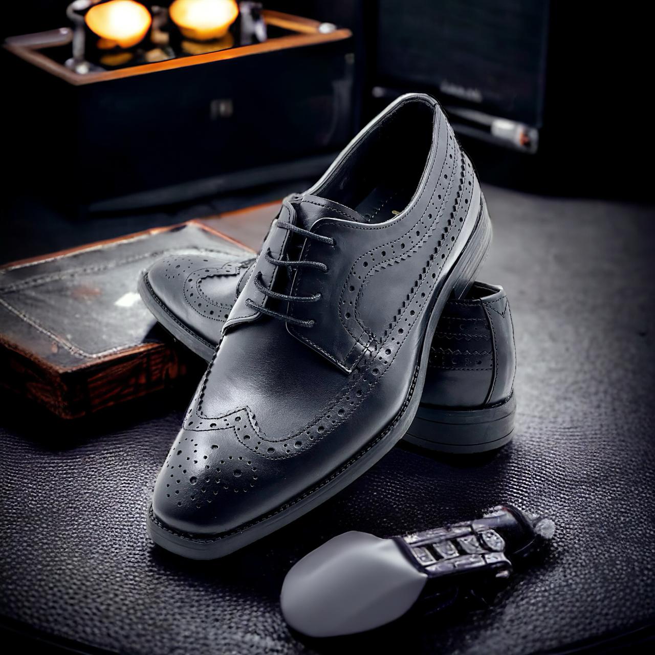 Men’s Black Leather Lace-Up Brogue Derby Shoes