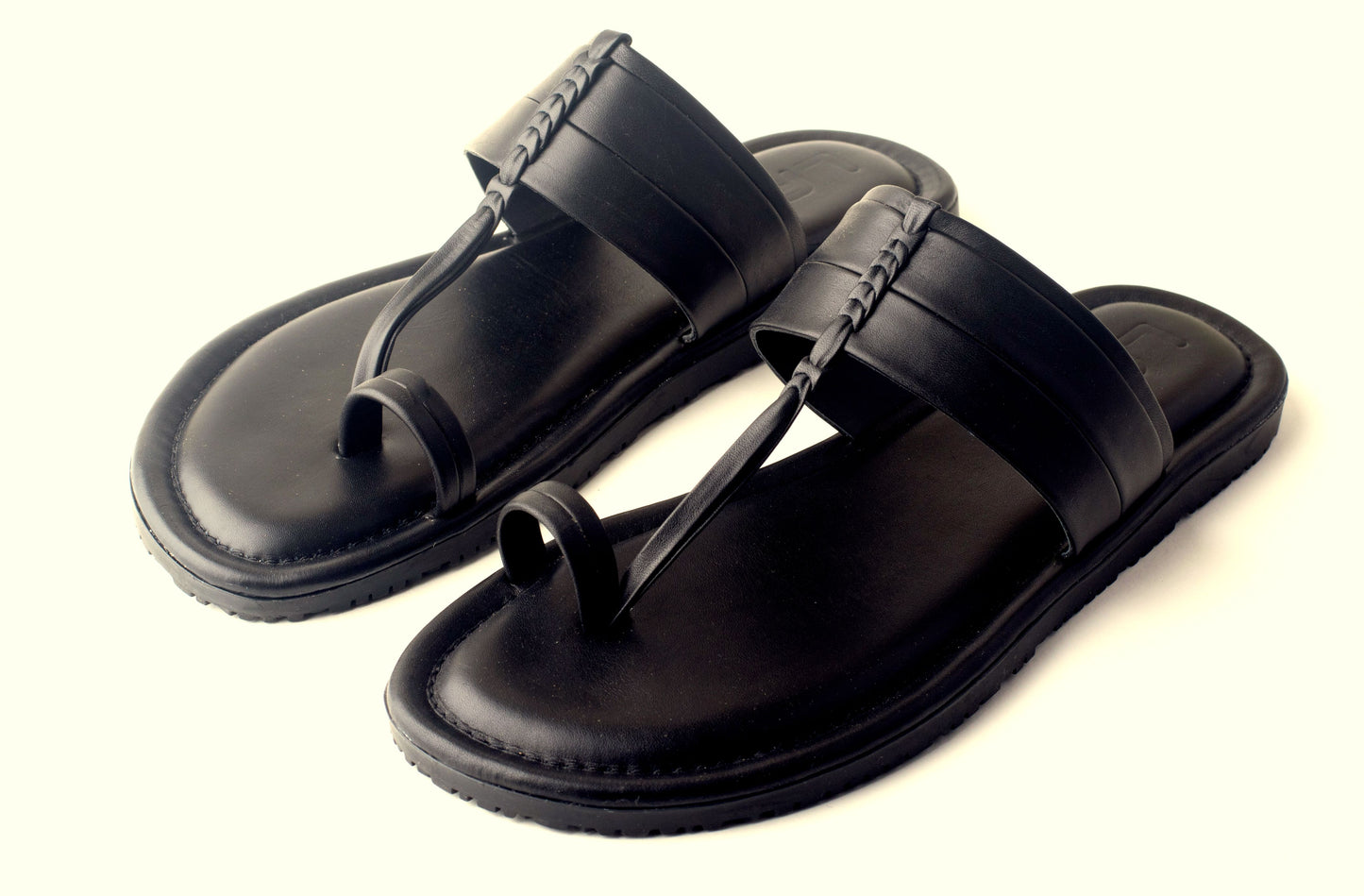 LFL TRADITIONAL LEATHER CHAPPAL/SLIPPER LFL-LC-100