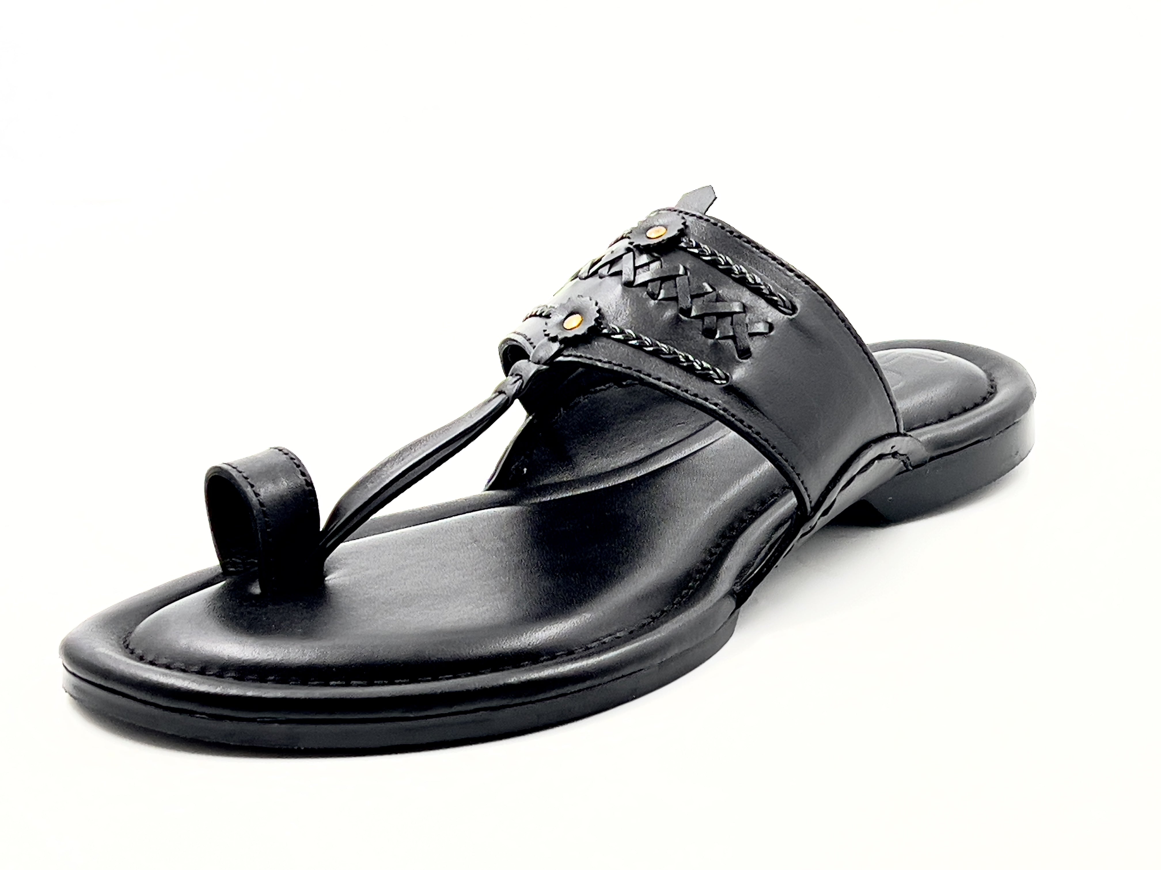 Black leather online chappal