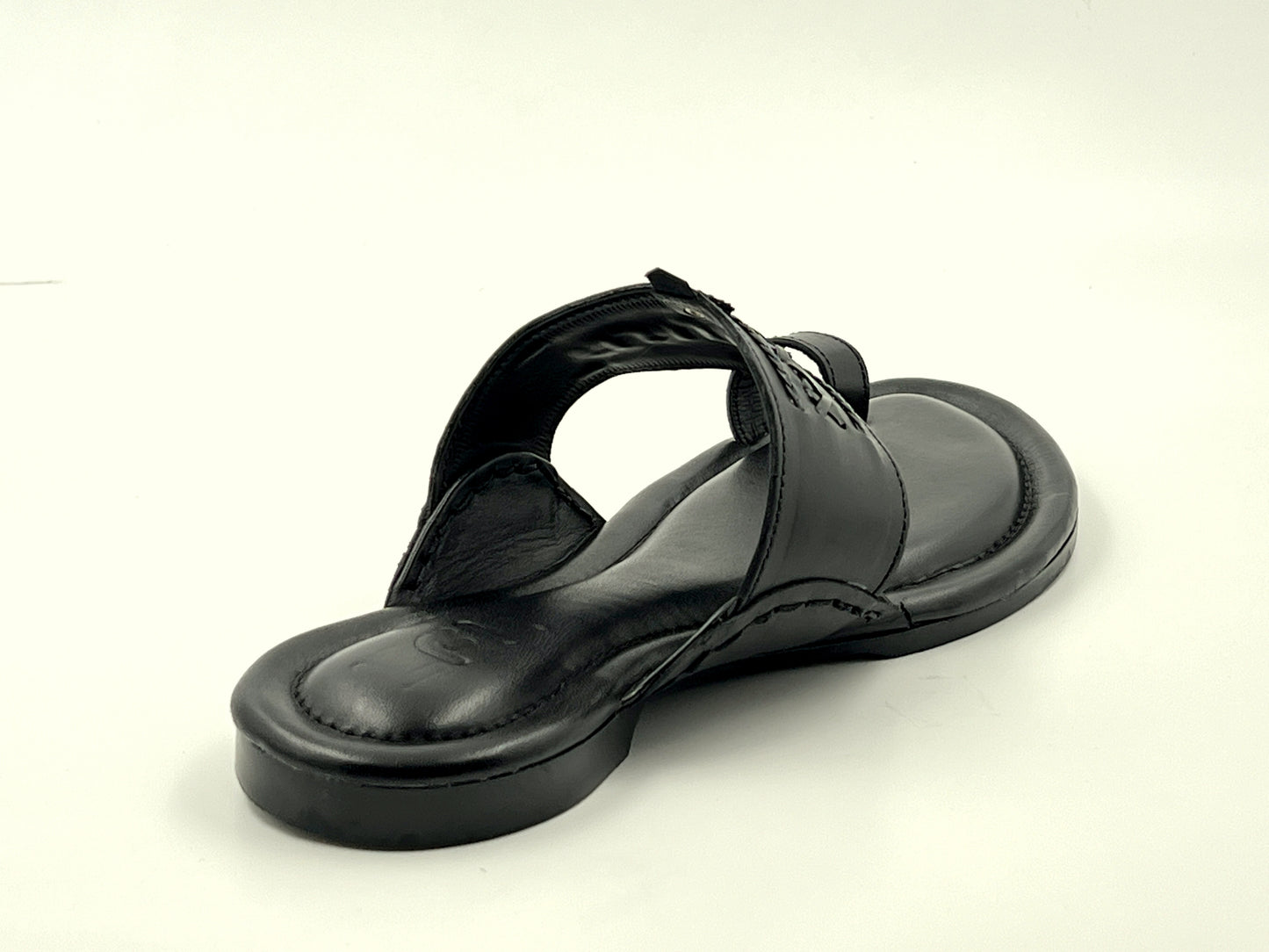 LFL JET BLACK LEATHER  KOLHAPURI CHAPPALS/SLIPPER  LFL-KL-016