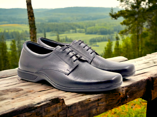 Men’s Black Leather Lace-Up Derby Shoes